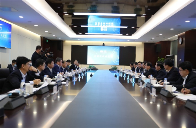 寧高寧董事長會見濟南市委書記孫立成