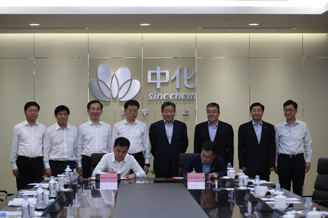 寧高寧董事長會見淄博市委書記江敦濤