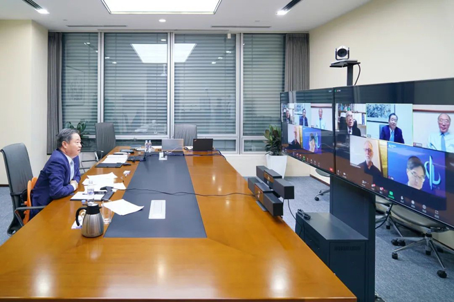   寧高寧出席中國發展高層論壇網絡專題研討會