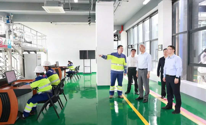 江西省委書記尹弘調研星火有機硅