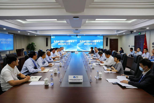 李凡榮調研克勞斯瑪菲股份